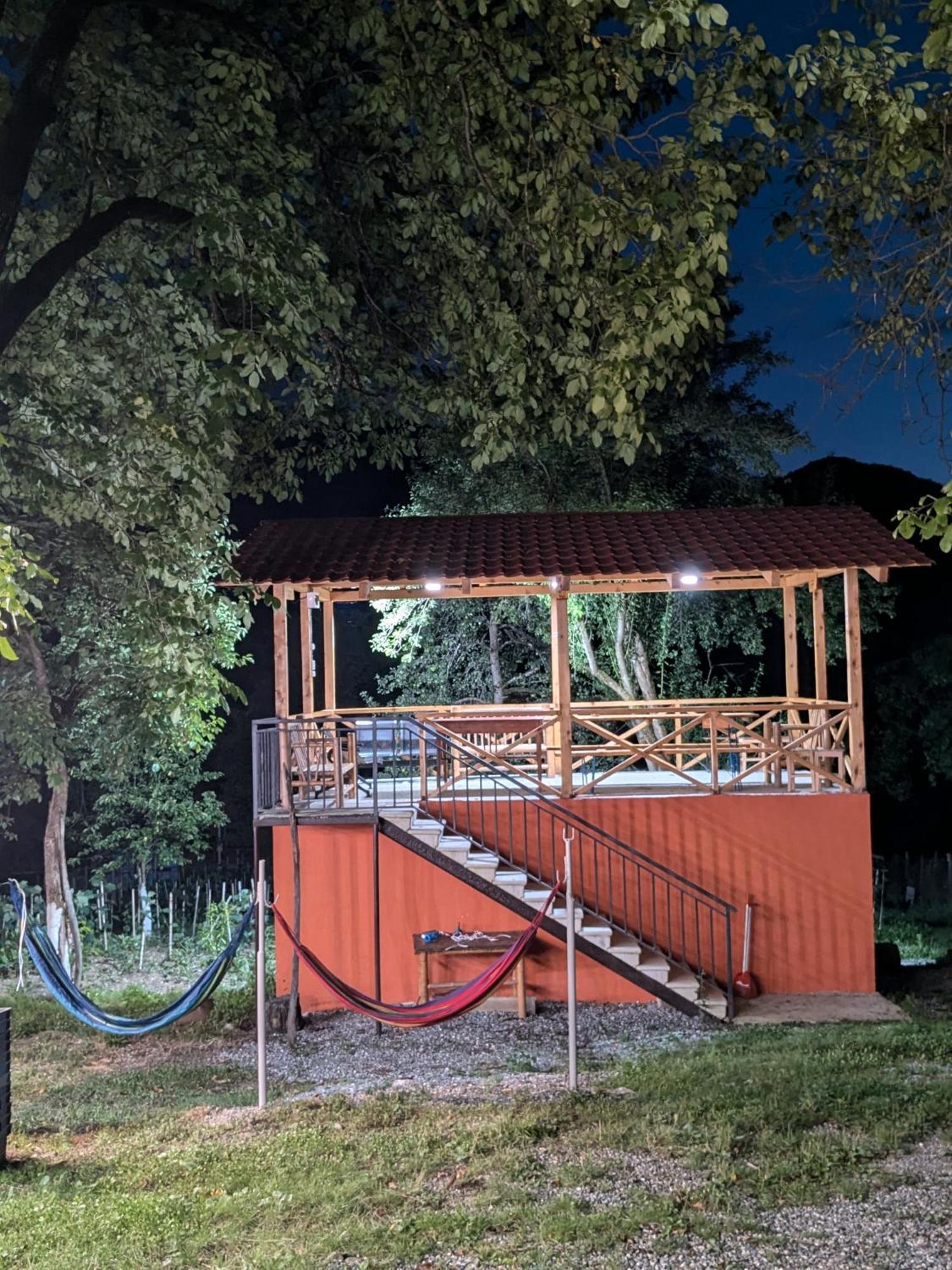 Kipiani Guest House Ყიფიანის Სახლი Khvanchkara Exterior photo